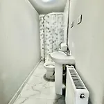 Bed & Breakfast Serbian House 3*
