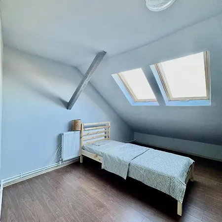 Serbian House לינה וארוחת בוקר 3*